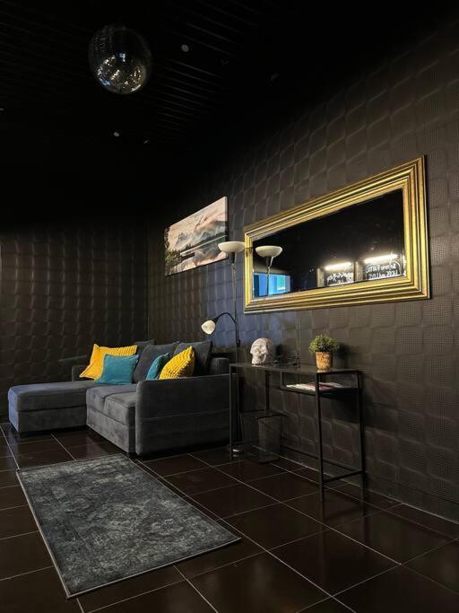 לודז' P-122 Piotrkowska Apartment. מראה חיצוני תמונה